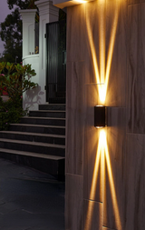 Stralux Beam IP65 Wandlamp – Minimalistische LED Buitenlamp met Smalle Lichtbundel voor Gevel, Tuin & Terras