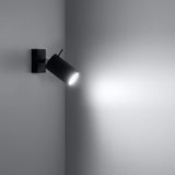 Wandlamp RING zwart een schakelaar