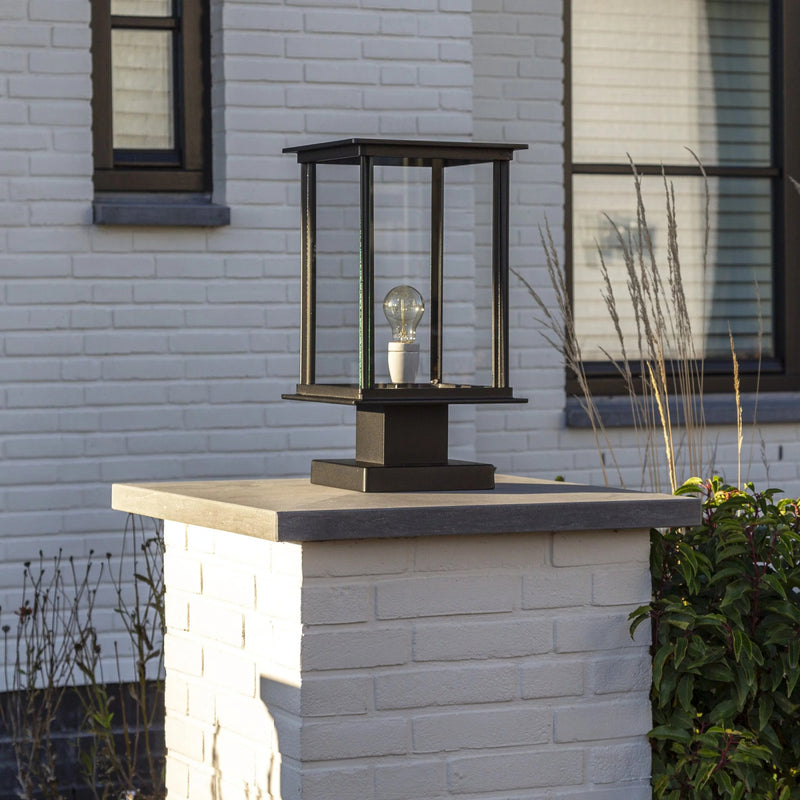 Capital 1 voetstuk tuinlamp Elegante en robuuste buitenverlichting