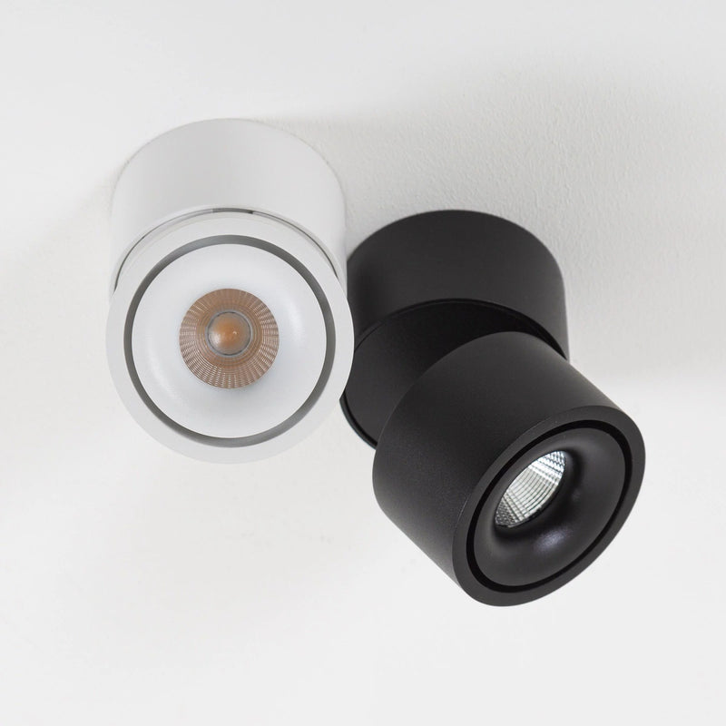 Ole 1 Zwart Opbouwspot – Ronde Dimbare LED Plafond- en Wandspot 9,4W Warm Wit