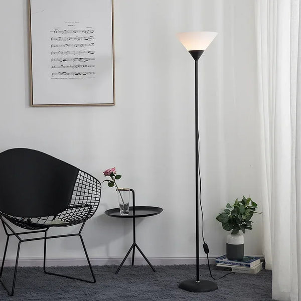 LumiArc LED Vloerlamp – Minimalistisch Design voor Stijlvolle Verlichting