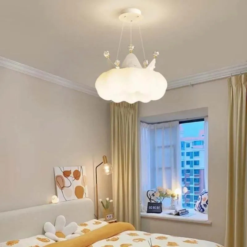 PrincessLume – Franse Kroonlamp met Crèmekleurige Windstijl
