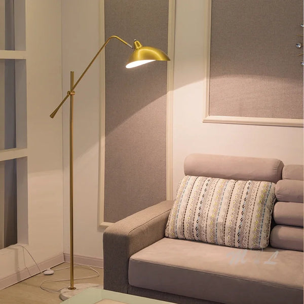 Nordic Gold Luxe Vloerlamp – Minimalistisch Design met Marmeren Basis