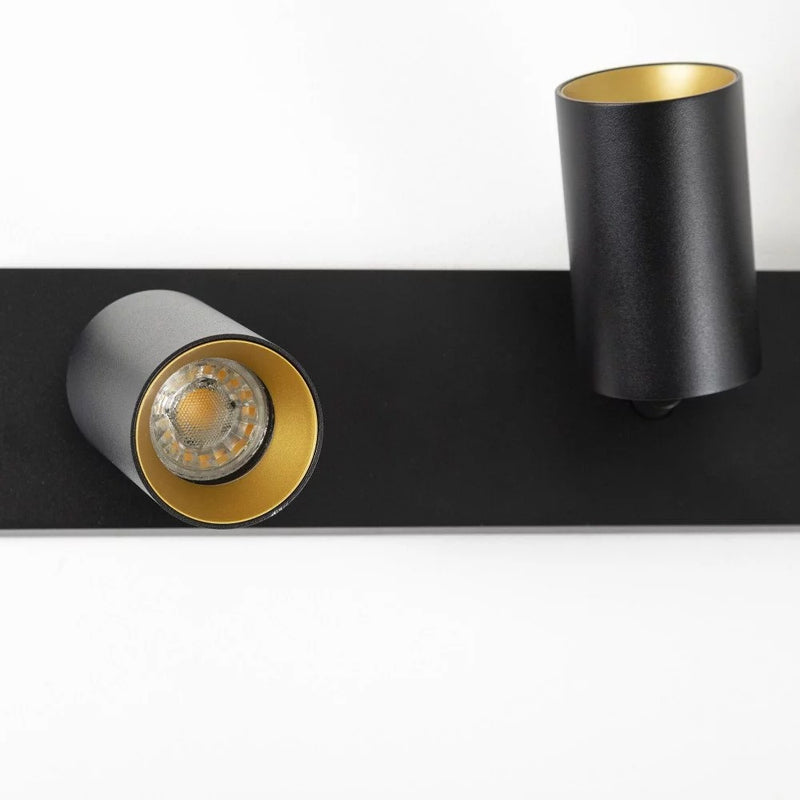 Mila 3 Zwarte Opbouwspot – Verstelbare Plafondlamp/Spot met Drie Lichtpunten en Verwisselbare Inbouwhuls